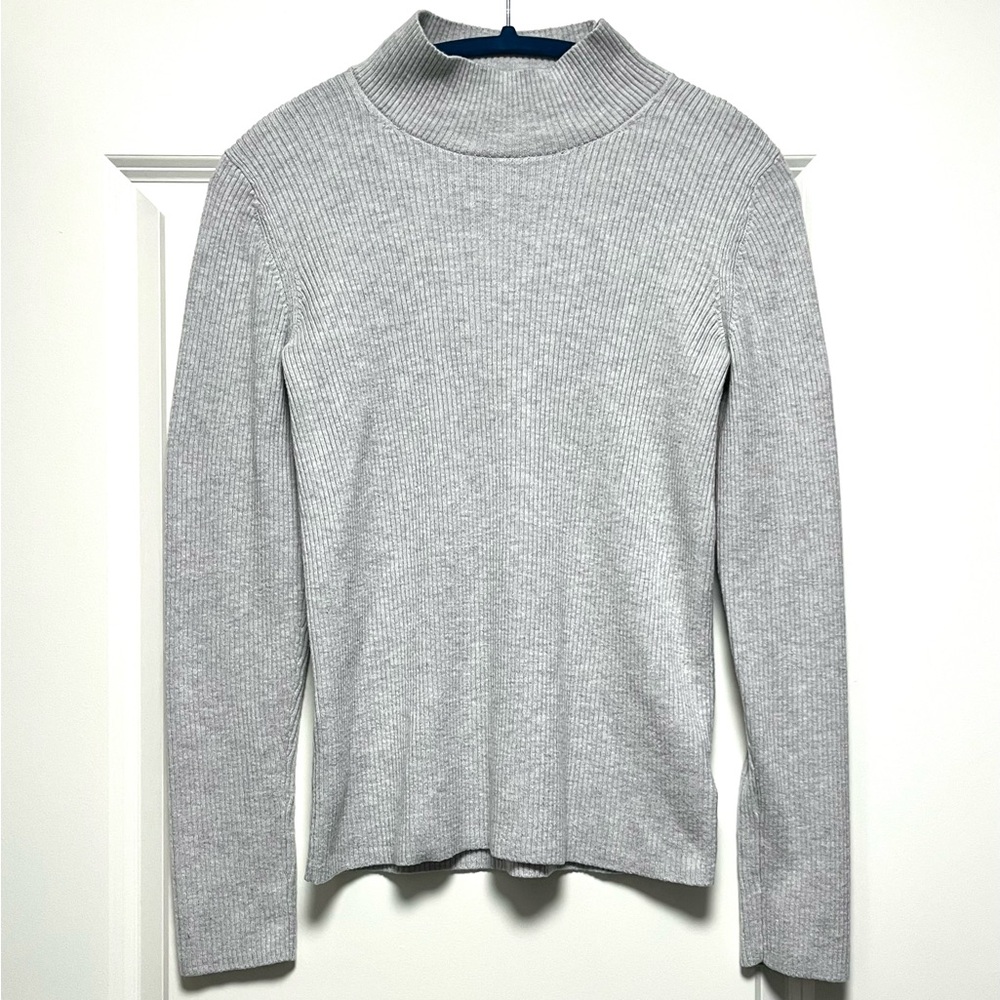 Gap True Soft Ribbed Mockneck Sweater Cozy Winter Style Wool Blend Light Gray L